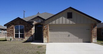 6500 Castle Gap Dr in Killeen, TX - Building Photo