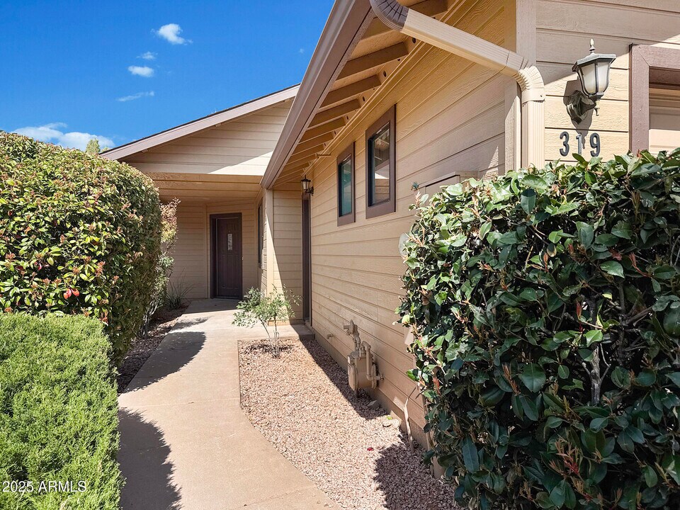 319 South Golden Bear Point in Payson, AZ - Building Photo