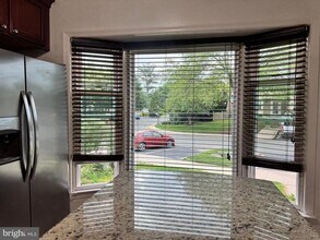 91 Pontiac Way in Gaithersburg, MD - Building Photo - Building Photo