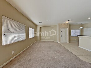 9996 Aspen Rose St in Las Vegas, NV - Building Photo - Building Photo