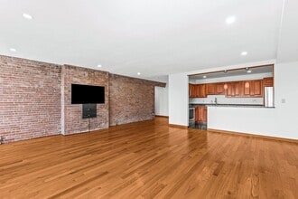 142 Commercial St in Boston, MA - Building Photo - Building Photo