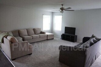 289 Greenbay St in Lillington, NC - Building Photo - Building Photo