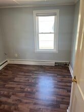 9 Ocean View Ave, Unit 2 in Plymouth, MA - Foto de edificio - Building Photo