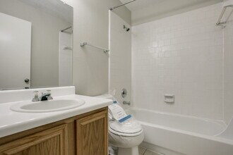 8528 Gatlinburg Dr in Fort Worth, TX - Building Photo - Building Photo