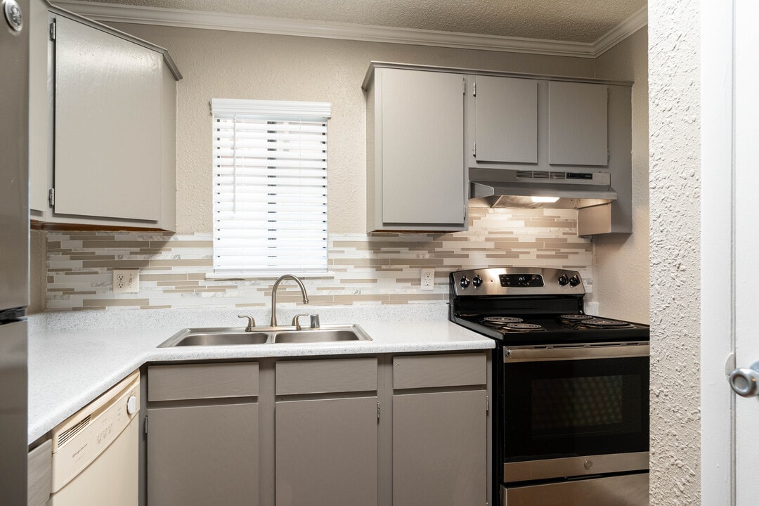 Valley Ridge Apartments in El Paso, TX - Foto de edificio