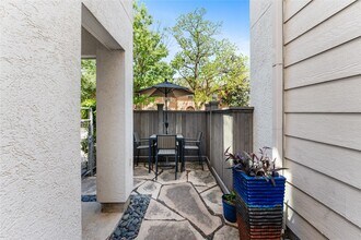 1507 Sandman St in Houston, TX - Building Photo - Building Photo