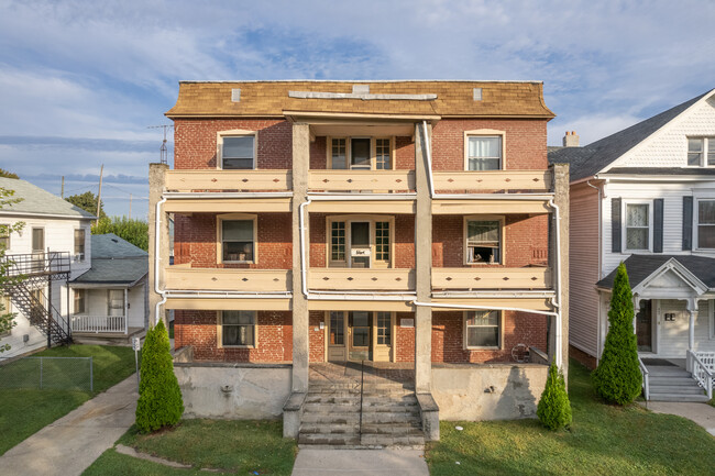 817 N Huron St in Toledo, OH - Building Photo - Building Photo