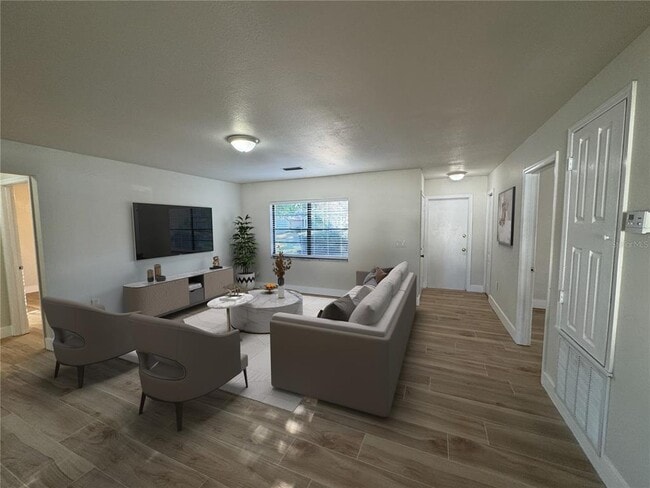 16026 Eagle River Way in Tampa, FL - Foto de edificio - Building Photo