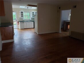 133 Old Beekman Rd in Monmouth Junction, NJ - Building Photo - Building Photo
