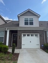 639 Birdie Dr in Spring Hill, TN - Building Photo