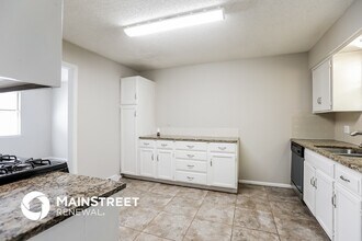 1417 N Millburn Ave in Independence, MO - Building Photo - Building Photo