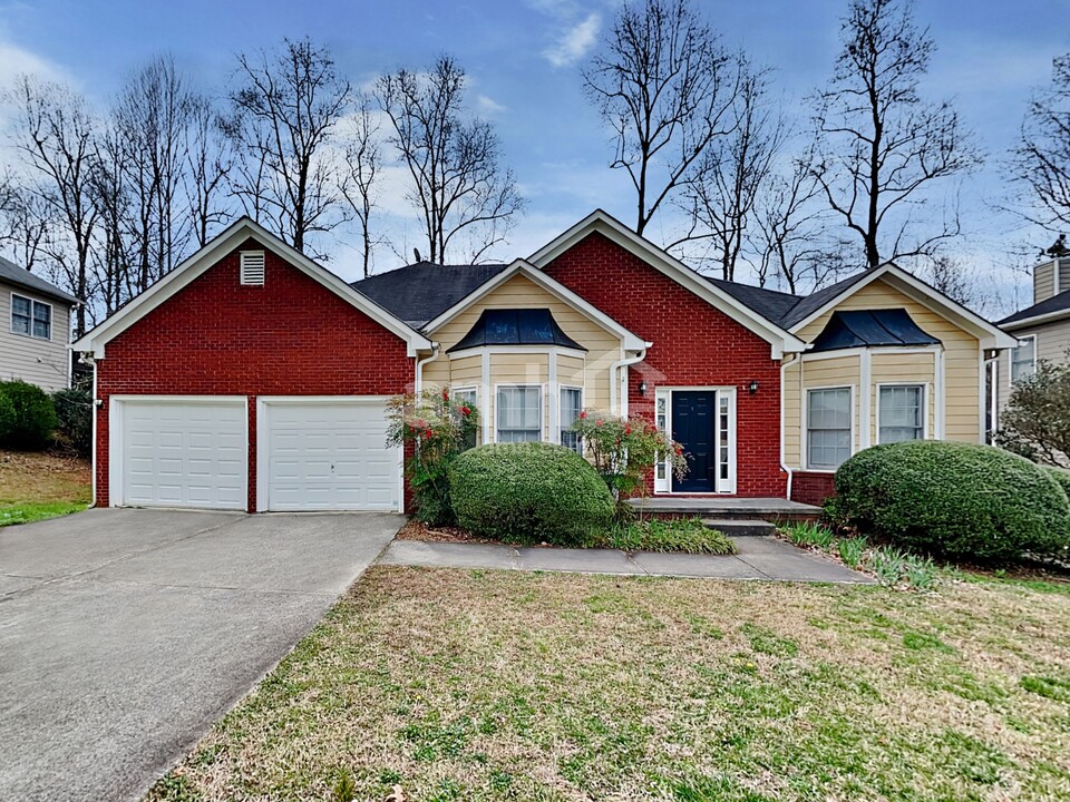 1905 Ascot Terrace NW in Acworth, GA - Building Photo