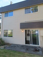 2727 Gateway St in Springfield, OR - Building Photo - Building Photo