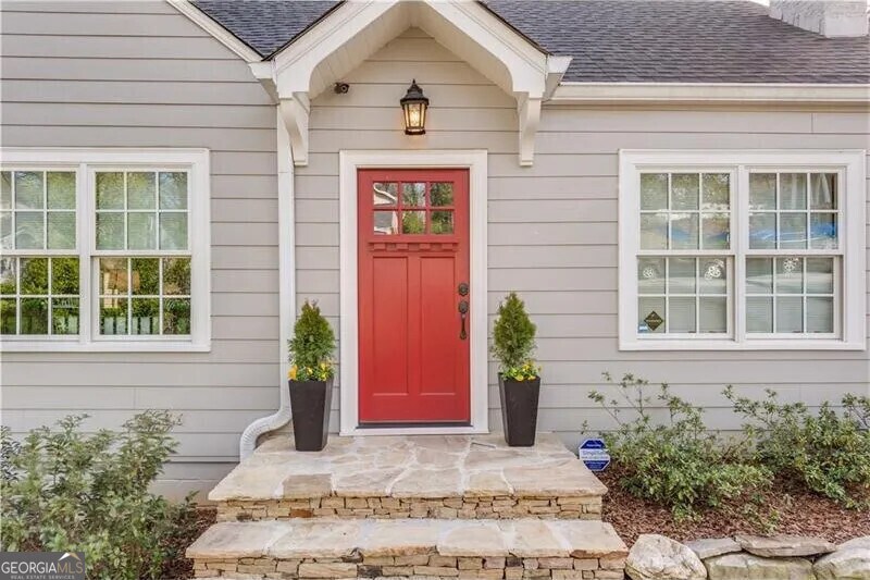 311 Delmont Dr NE in Atlanta, GA - Building Photo