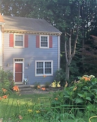 142 Quince Ln in Charlottesville, VA - Building Photo