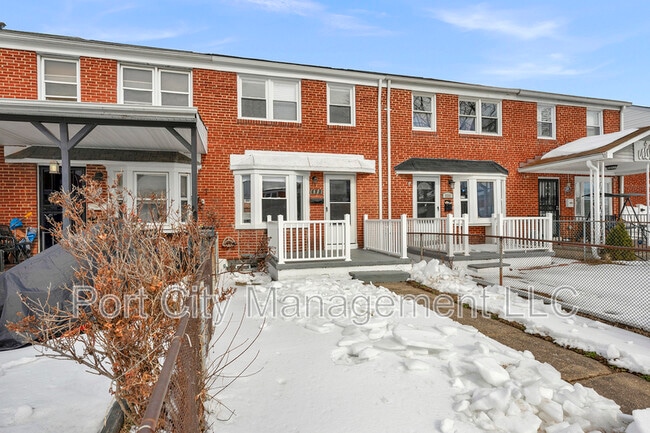 832 N Marlyn Ave in Essex, MD - Building Photo - Building Photo