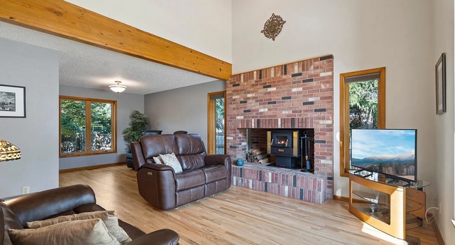 property at 291 W Davies Ave N
