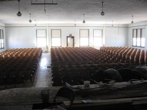 1010 State St in Belle Fourche, SD - Foto de edificio - Building Photo