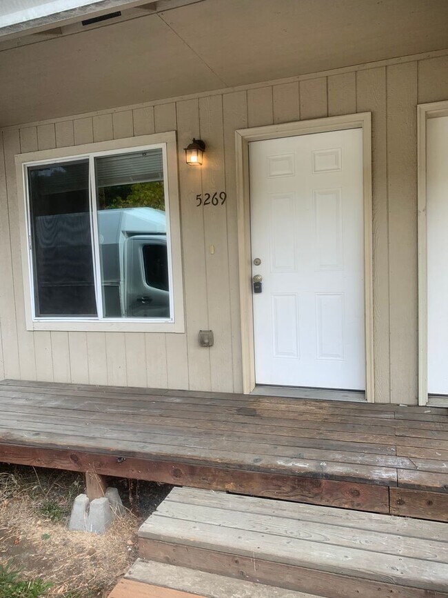 property at 5269 NE Stephens St