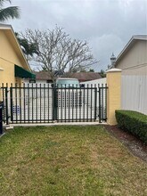 13220 SW 86th Ln in Miami, FL - Building Photo - Building Photo