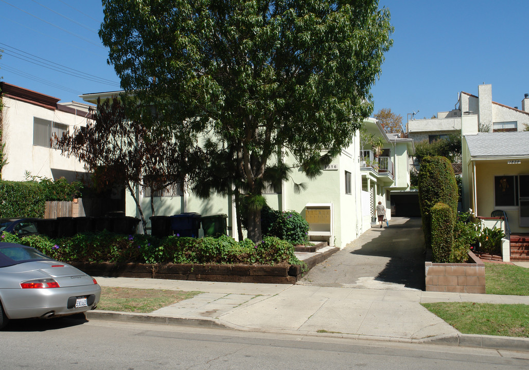 1816 Prosser Ave in Los Angeles, CA - Building Photo