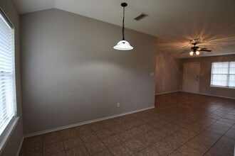 17083 Sentinel Ln in Lindale, TX - Building Photo - Building Photo