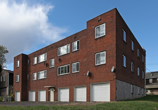 Barron Hall in McKeesport, PA - Building Photo - Building Photo