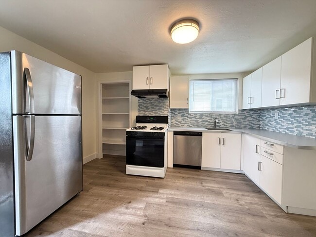 property at 5 Sterling St
