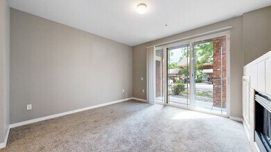 2133 Krisron Rd in Fort Collins, CO - Building Photo - Building Photo