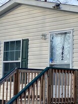 942 Monte Verde Rd in Center Cross, VA - Building Photo