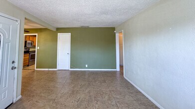 1408 Joshua Way in Las Vegas, NV - Building Photo - Building Photo