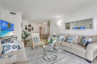 3000 N Ocean Dr in Riviera Beach, FL - Building Photo - Building Photo