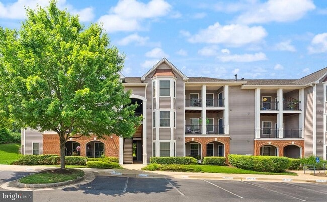 property at 20453 Chesapeake Square