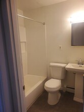 1205 Moran Ave, Unit 206 in Toledo, OH - Building Photo - Building Photo