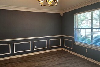 405 Lois Ln in Euless, TX - Building Photo - Building Photo