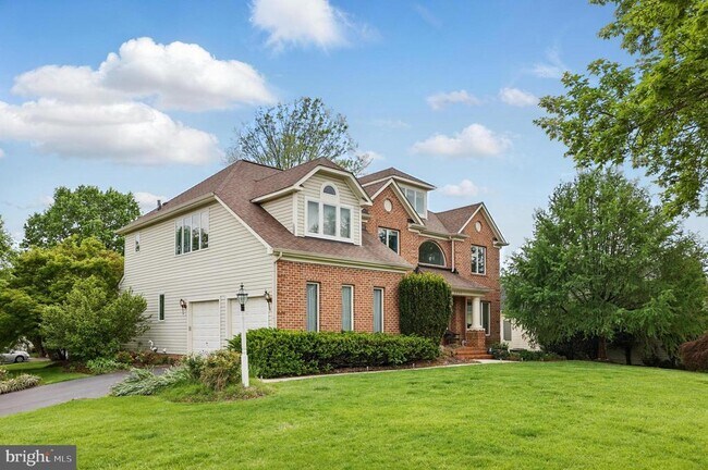 2868 Pebble Beach Dr in Ellicott City, MD - Building Photo - Building Photo