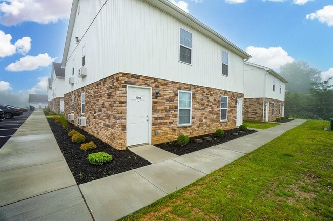 501 Kristina Dr in Bellefontaine, OH - Building Photo - Building Photo