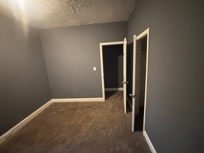 2835 Riggs Ave in Baltimore, MD - Foto de edificio - Building Photo