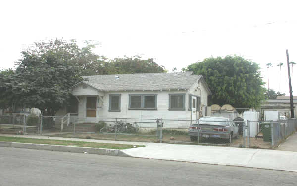 12174-12180 Pine St in Norwalk, CA - Building Photo - Building Photo