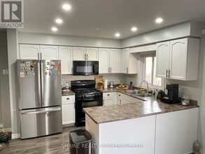 1850 Blackwater Rd in London, ON - Building Photo - Building Photo
