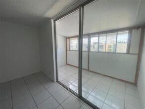 2029 NW 46th Ave in Lauderhill, FL - Building Photo - Building Photo
