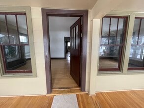422 E Howard St in Winona, MN - Building Photo - Building Photo