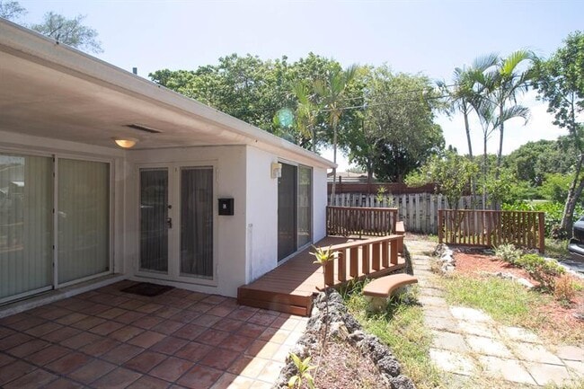 property at 909 NE 12th Ave