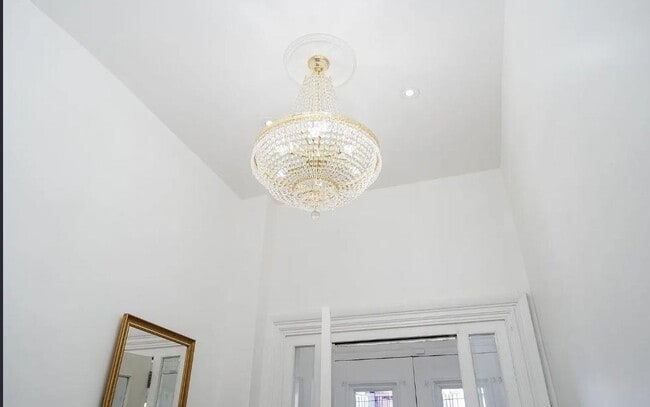 207 JEWETT Ave in Jersey City, NJ - Building Photo - Building Photo