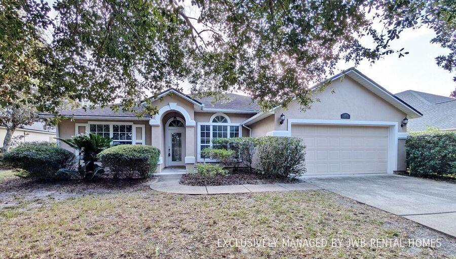 2012 Chaucer Ln in Ponte Vedra Beach, FL - Building Photo