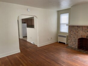 5149 Fifth Ave in Pittsburgh, PA - Building Photo - Building Photo