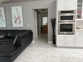 4706 Doral Pointe Dr in Kissimmee, FL - Foto de edificio - Building Photo