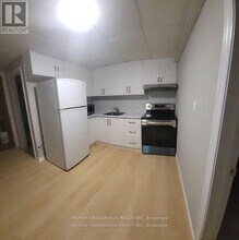 22 Goya Crescent in Toronto, ON - Building Photo - Building Photo