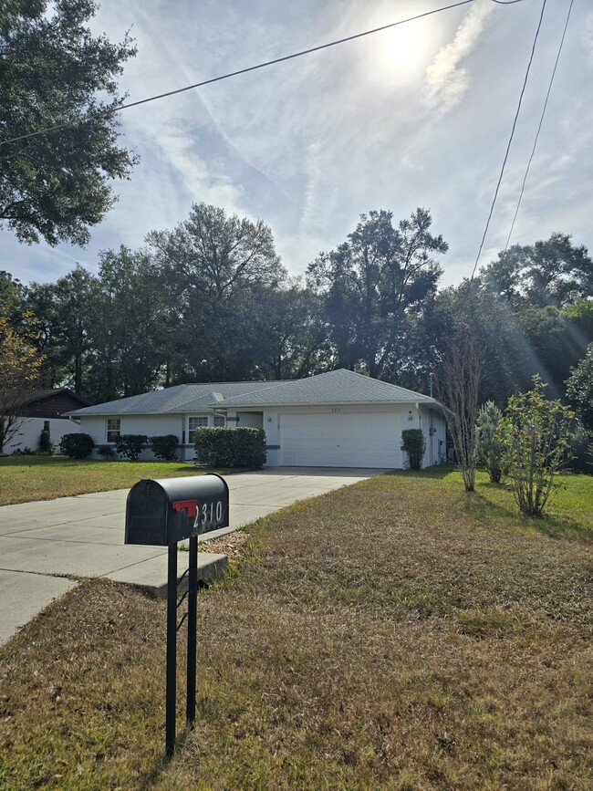 2310 NE 43rd St in Ocala, FL - Building Photo - Building Photo