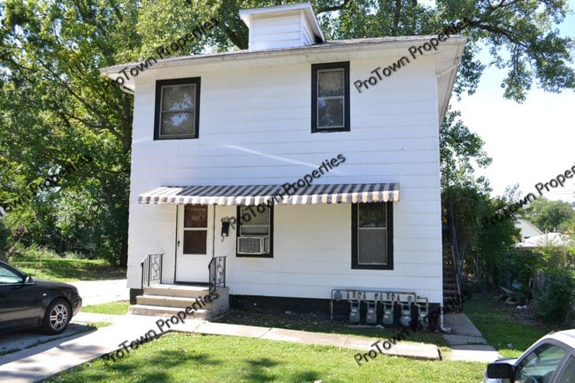 411 Krakar Ave, Unit 2E
